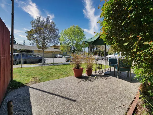 1105 Sanchez WAY, Redwood City, CA 94061