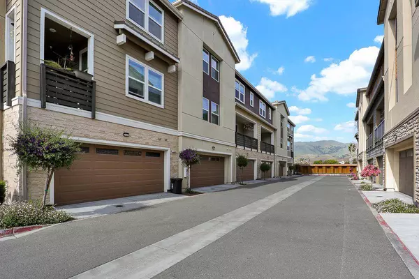 1312 Milkweed ST, Milpitas, CA 95035