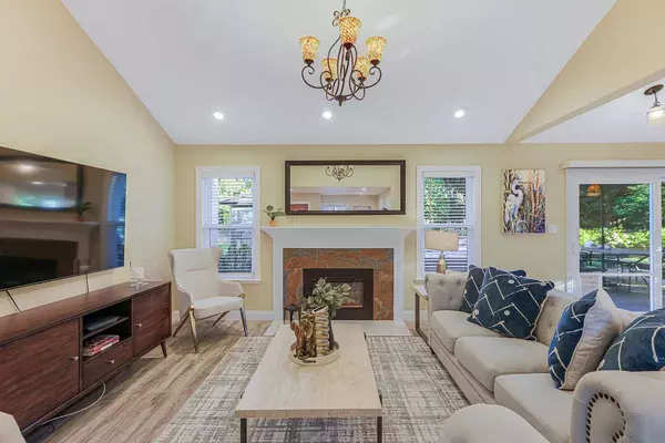 2886 Urzi CT, San Jose, CA 95135