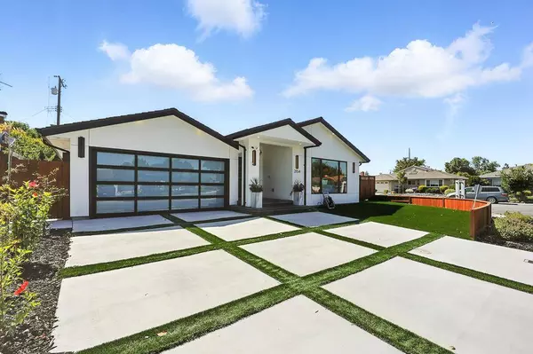 2154 Briarwood DR, Santa Clara, CA 95051