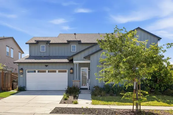 17214 Bowling CT, Lathrop, CA 95330