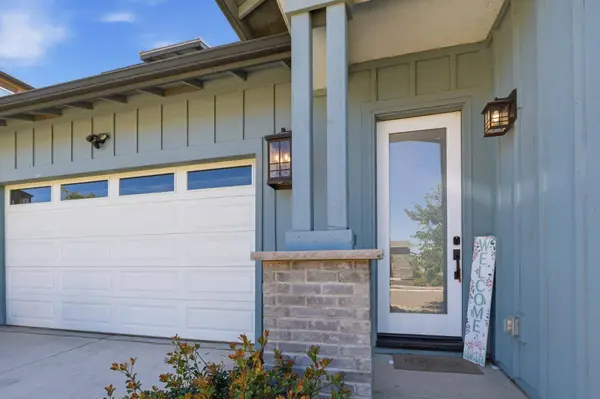 17214 Bowling CT, Lathrop, CA 95330