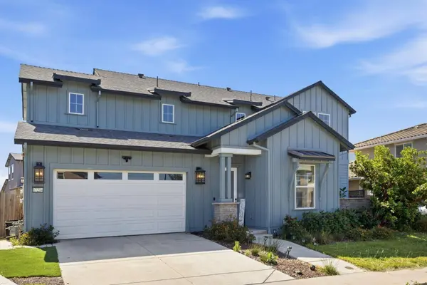17214 Bowling CT, Lathrop, CA 95330