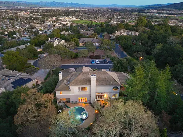 8451 Goldenrod CIR, Gilroy, CA 95020