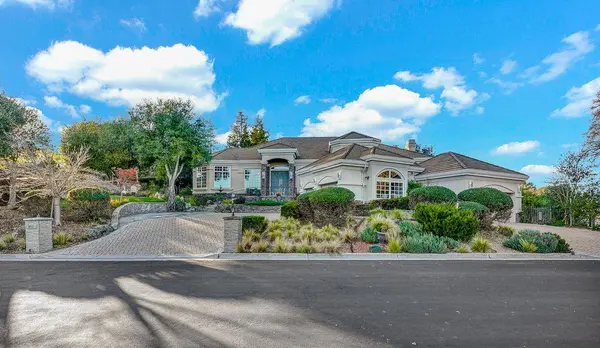 8451 Goldenrod CIR, Gilroy, CA 95020