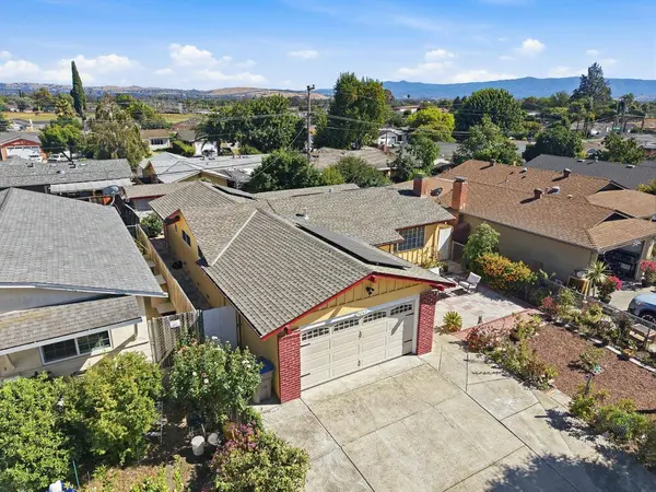 3242 Blue Mountain DR, San Jose, CA 95127