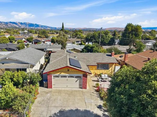3242 Blue Mountain DR, San Jose, CA 95127