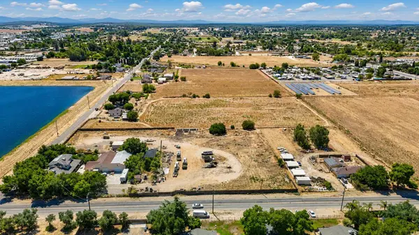 1367 N Marks AVE, Fresno, CA 93722