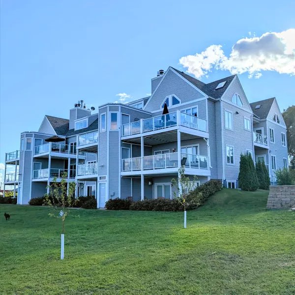Bayfield on the Lake Condominium