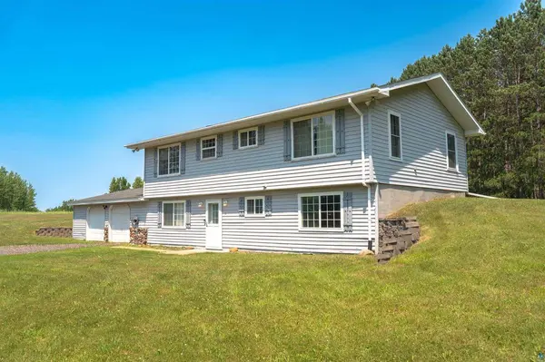 22630 Tuttles Ln, Grand View, WI 54839
