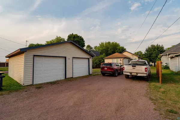 709 3rd Ave E, Ashland, WI 54806