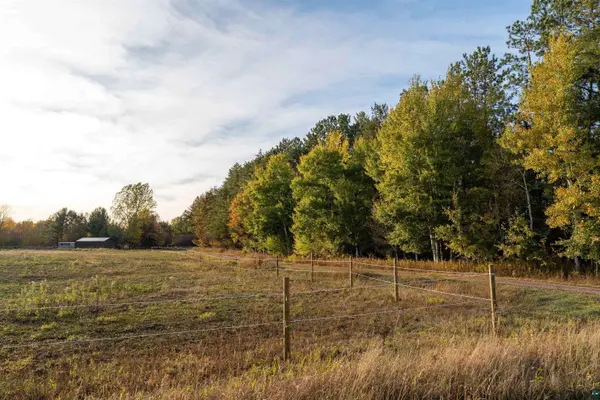 39243 North York Rd, Highbridge, WI 54846