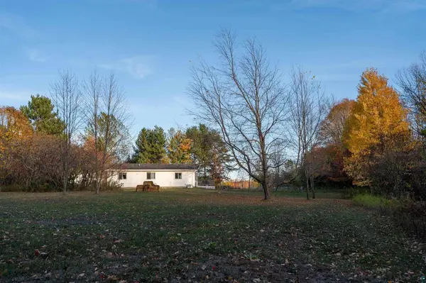 39243 North York Rd, High Bridge, WI 54846