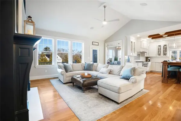 285 Winslow WAY, Swansea, MA 02777