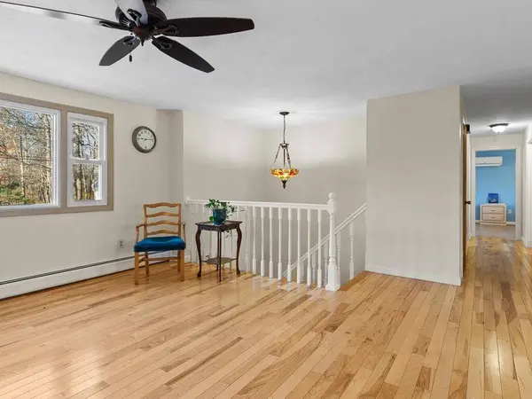 148 North RD, Hopkinton, RI 02833