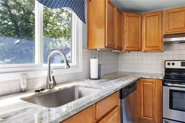 794 Main AVE, Warwick, RI 02886