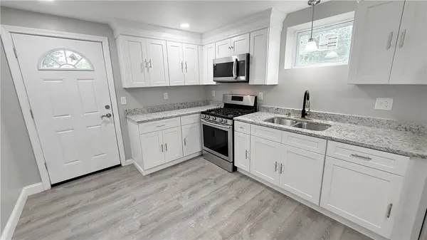 103 Pleasant ST, Woonsocket, RI 02895