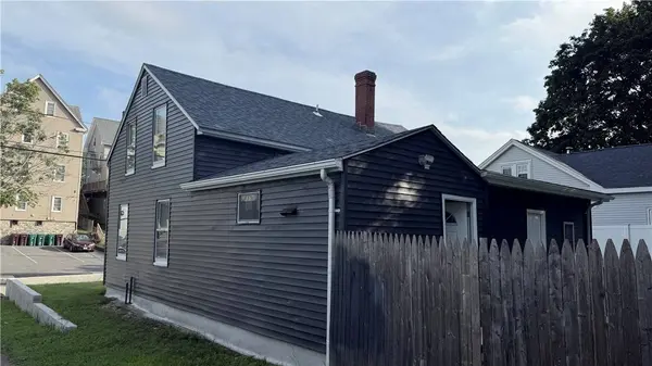 103 Pleasant ST, Woonsocket, RI 02895