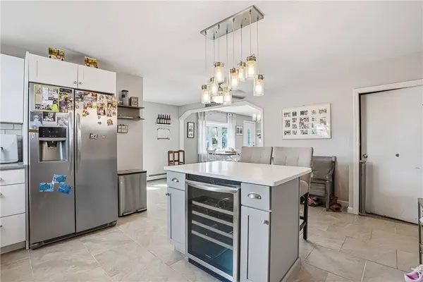 353 High ST, Cumberland, RI 02864