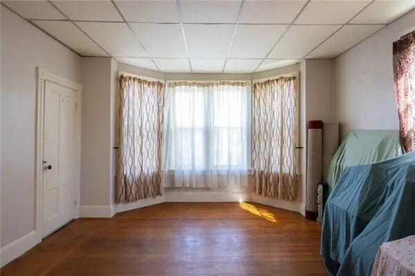 296 Mason ST, Woonsocket, RI 02895