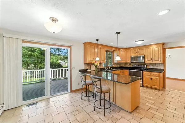 56 Greenfield RD, Cumberland, RI 02864