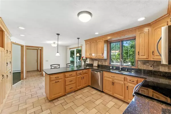 56 Greenfield RD, Cumberland, RI 02864