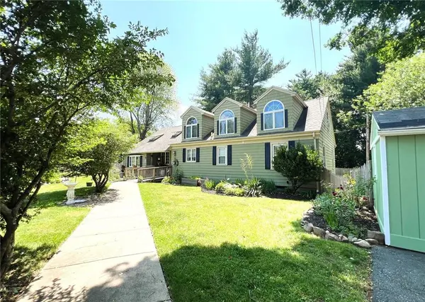 29 Stony Acre DR, Cranston, RI 02920