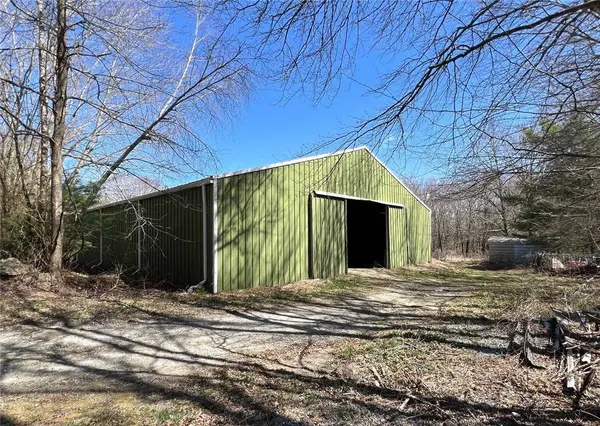 2552 Ten Rod RD, Exeter, RI 02822