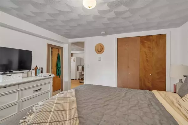 522 Child ST, Warren, RI 02885