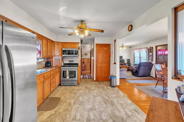 35 N Rose ST, East Providence, RI 02914