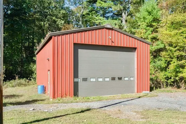 77 Tourtellot Hill RD, Glocester, RI 02814