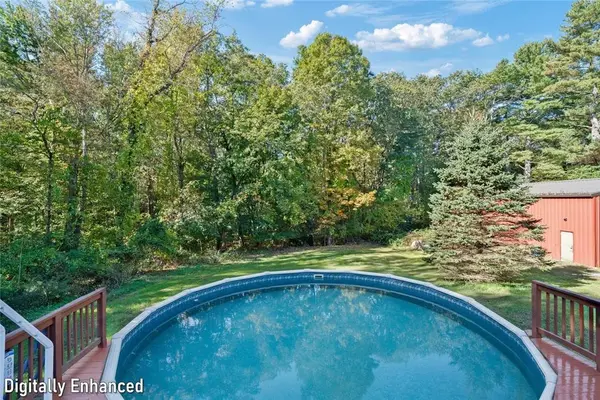 77 Tourtellot Hill RD, Glocester, RI 02814