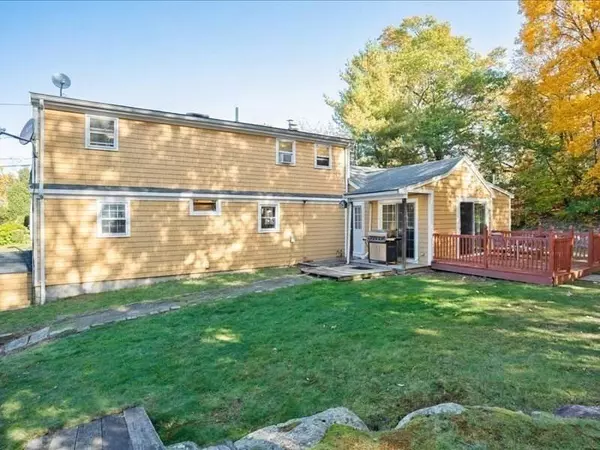 39 Columbia St, North Attleboro, MA 02760