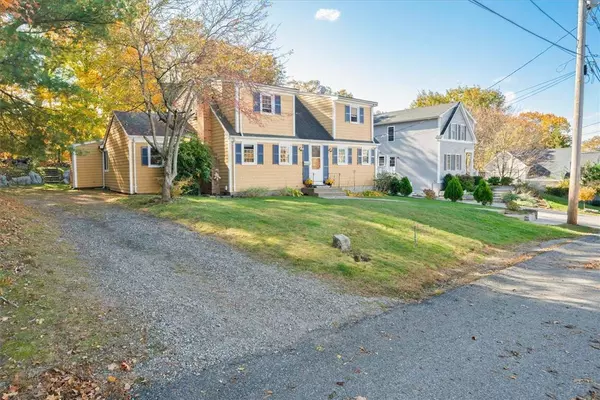 39 Columbia ST, North Attleboro, MA 02760