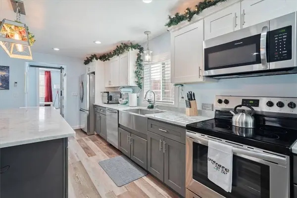 126 Narrows RD, Bristol, RI 02809