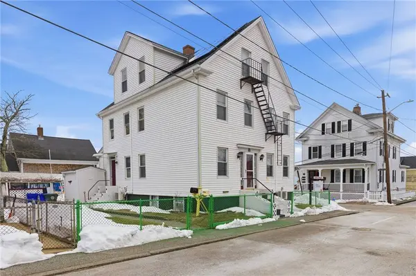 21 Monroe AVE, Bristol, RI 02809