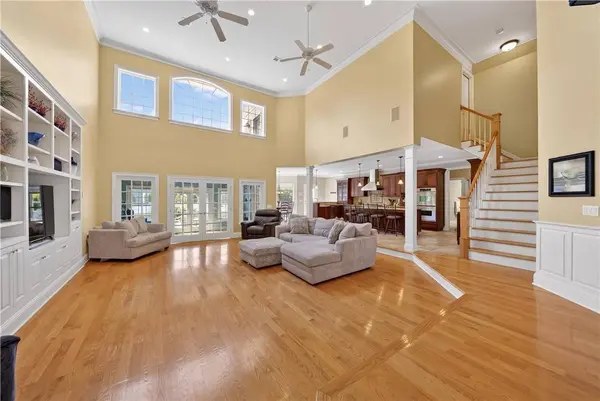 5 Casey DR, Bristol, RI 02809