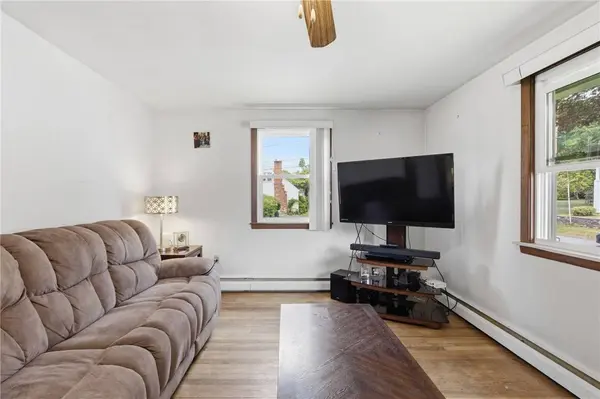 129 Dewolf AVE, Bristol, RI 02809