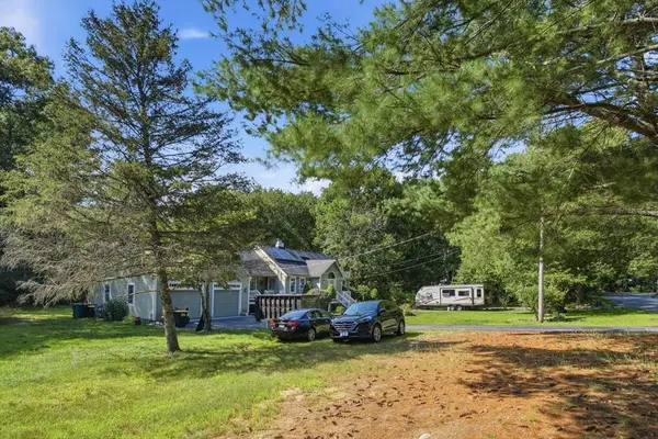229 Dean St, Norton, MA 02766