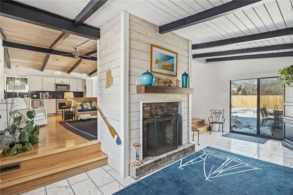 13 Plateau RD, Westerly, RI 02891