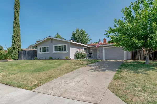 6917 Oak Spring WAY, Citrus Heights, CA 95621