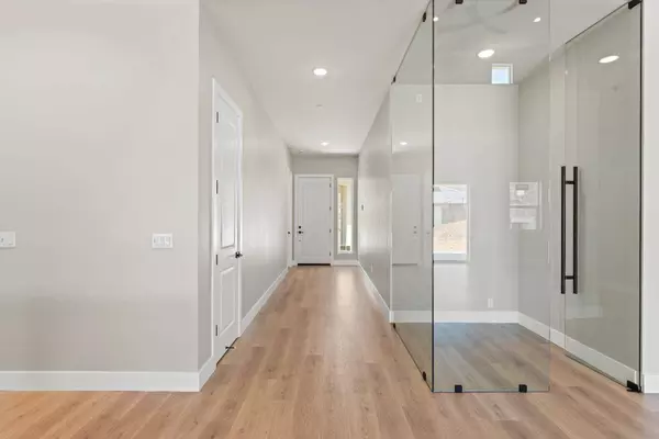 7062 Via Barlogio, El Dorado Hills, CA 95762