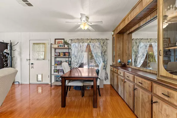 10035 Mills Station RD #26, Sacramento, CA 95827