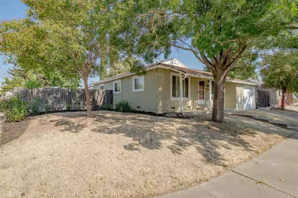 7330 Peacock WAY, Sacramento, CA 95820