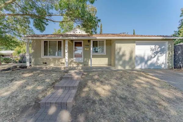 7330 Peacock WAY, Sacramento, CA 95820