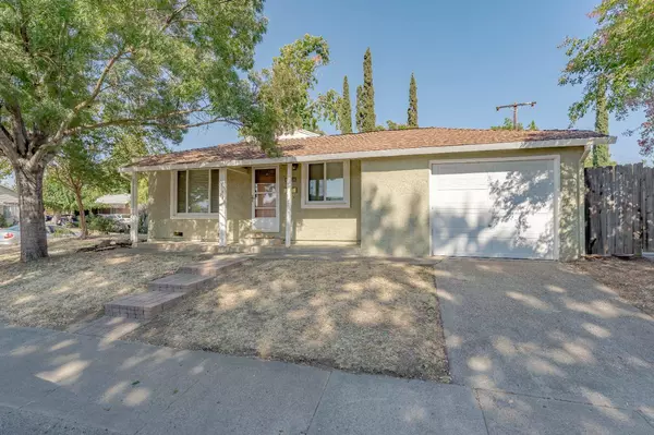 7330 Peacock WAY, Sacramento, CA 95820