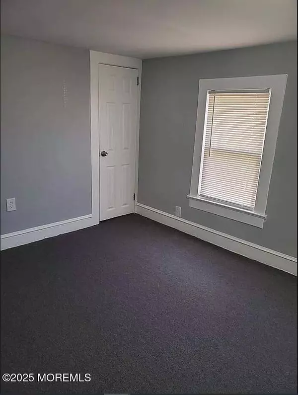 1416 Kearney Street, Keyport, NJ 07735