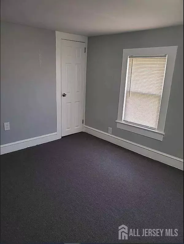 14-16 Kearney ST, Keyport, NJ 07735