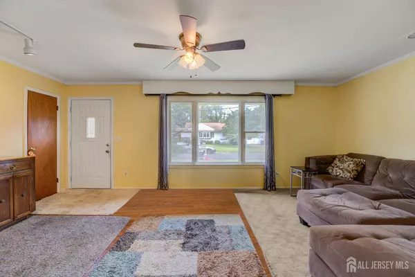 44 Monroe ST, Red Bank, NJ 07701