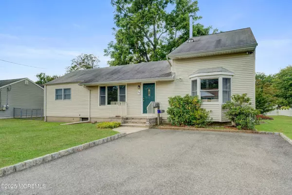 44 Monroe Street, Red Bank, NJ 07701